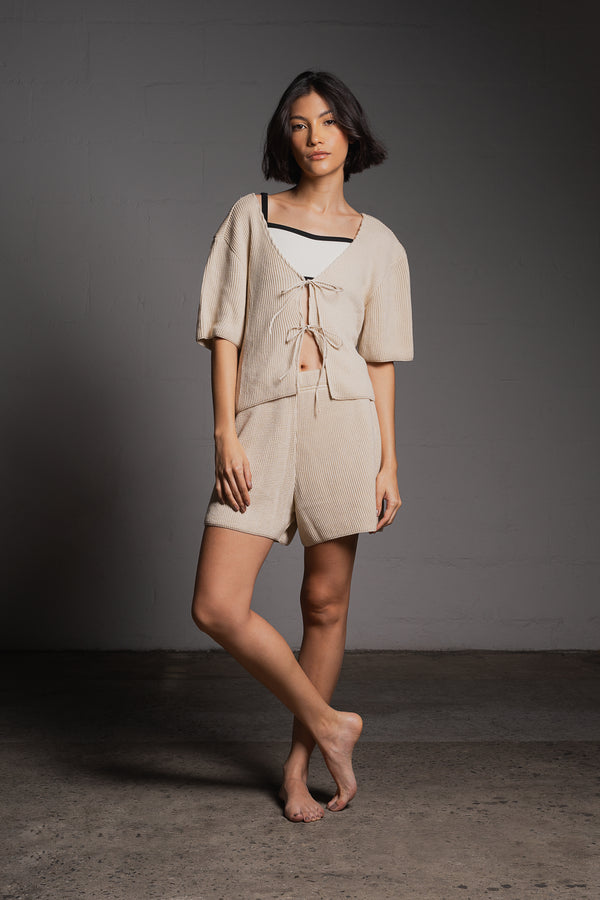 Boxy shirt sand