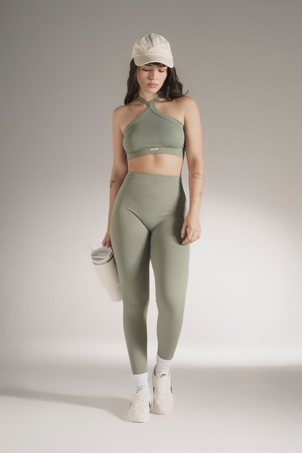Strapfit top laurel
